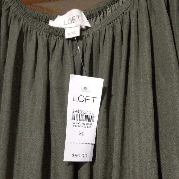 LOFT Casual Green Dress - Picture 2 of 2